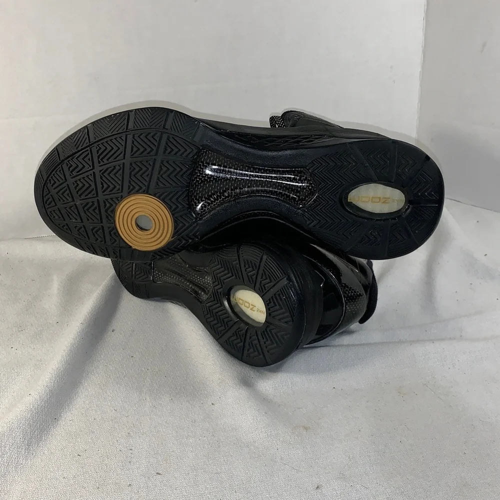 Nike Zoom Hyperdunk Elite ‘Away’ Black/Gold Basketball Sneakers